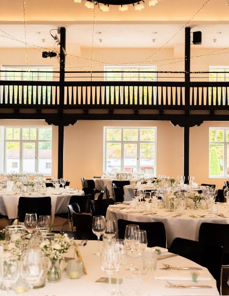 Hochzeitsdekoration im Löwensaal in Hohenems